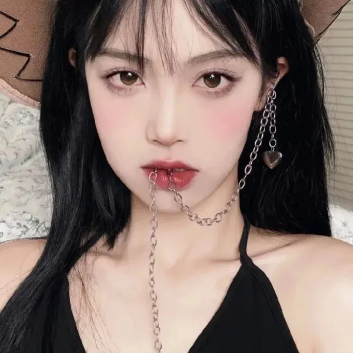 黑疯婆子的万圣节2